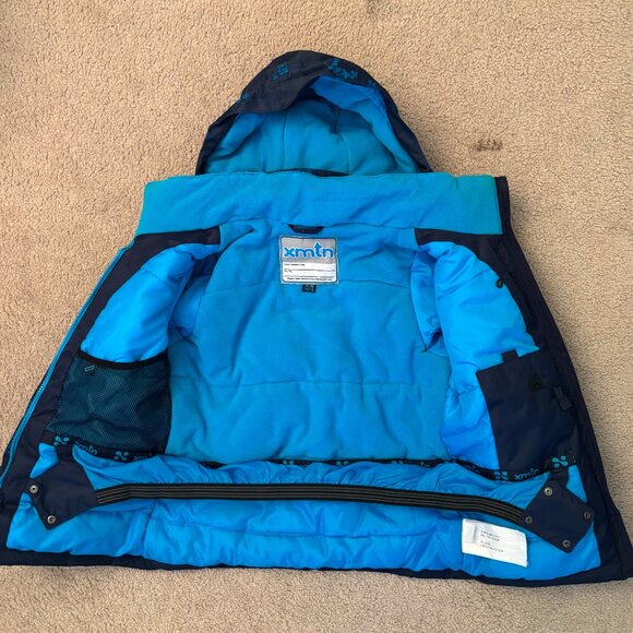 Xmtn winter coat. Youth M 10-12. Like new! - Picture 3 of 4